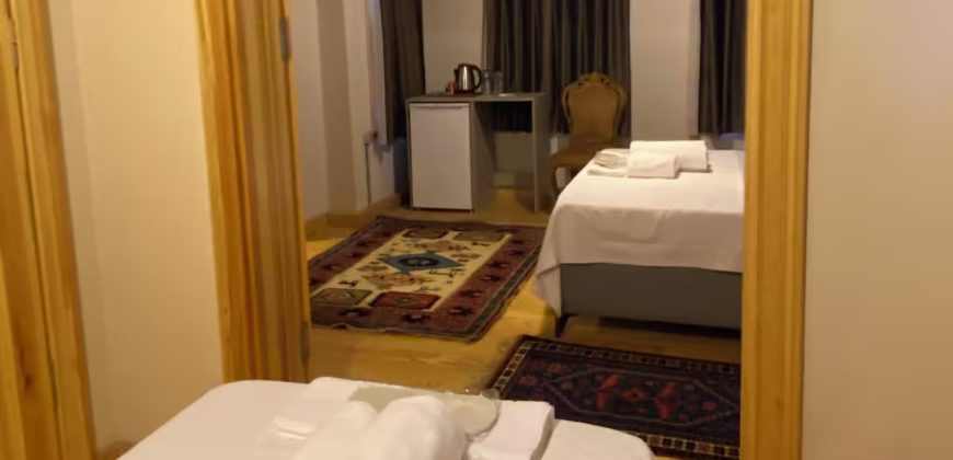 Ortaköy’De Sahile Yakın Yeniden Yapılmış Tescilli Eski Eser