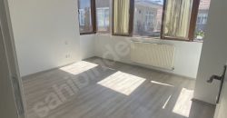 Ortaköy’De Sahile Yakın Konumda Manzaralı Teraslı 3+1 Daire