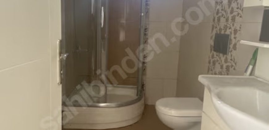 Ortaköy’De Sahile Yakın Konumda Manzaralı Teraslı 3+1 Daire